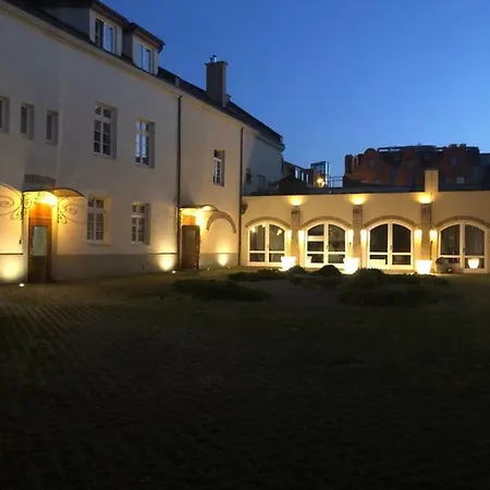 Moon River Old Town