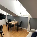 Apartment Moon River Old Town