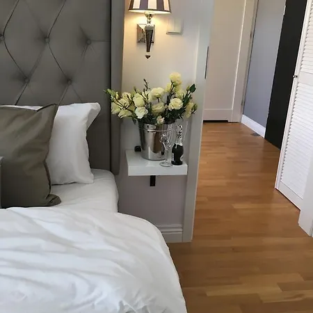 Moon River Old Town Апартаменты Гданьск