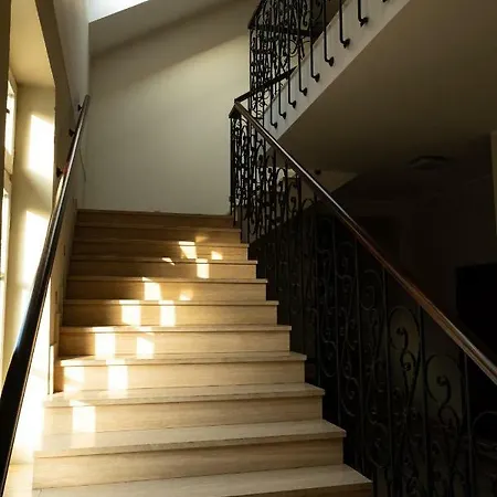 Moon River Old Town Apartment