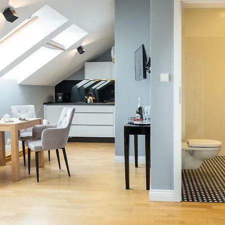 Moon River Old Town Apartment