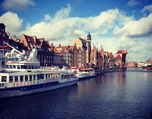 Moon River Old Town *