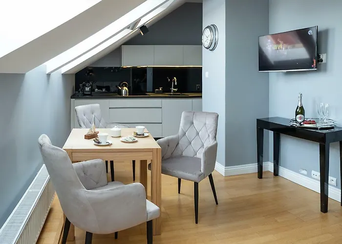 Moon River Old Town * Gdańsk