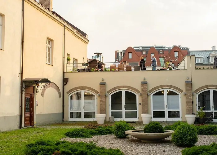 Moon River Old Town *